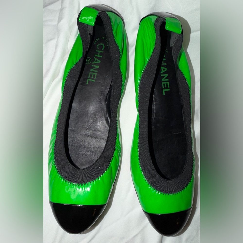 Chanel Neon Green Black Patent Ballerina Ballet Flat 39 Vintage - Picture 14 of 16